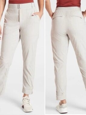 Athleta Trekkie Belted Pant size 10T
